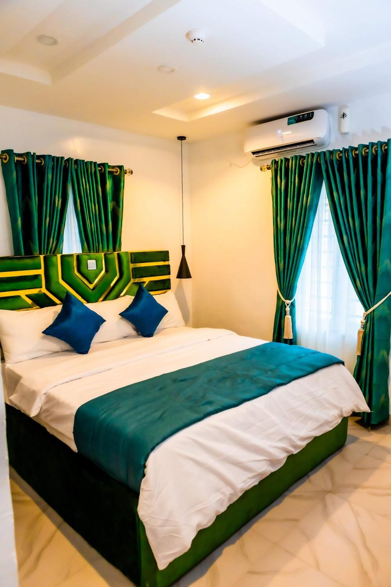 El Elyon Hotel And Suites ラゴス エクステリア 写真