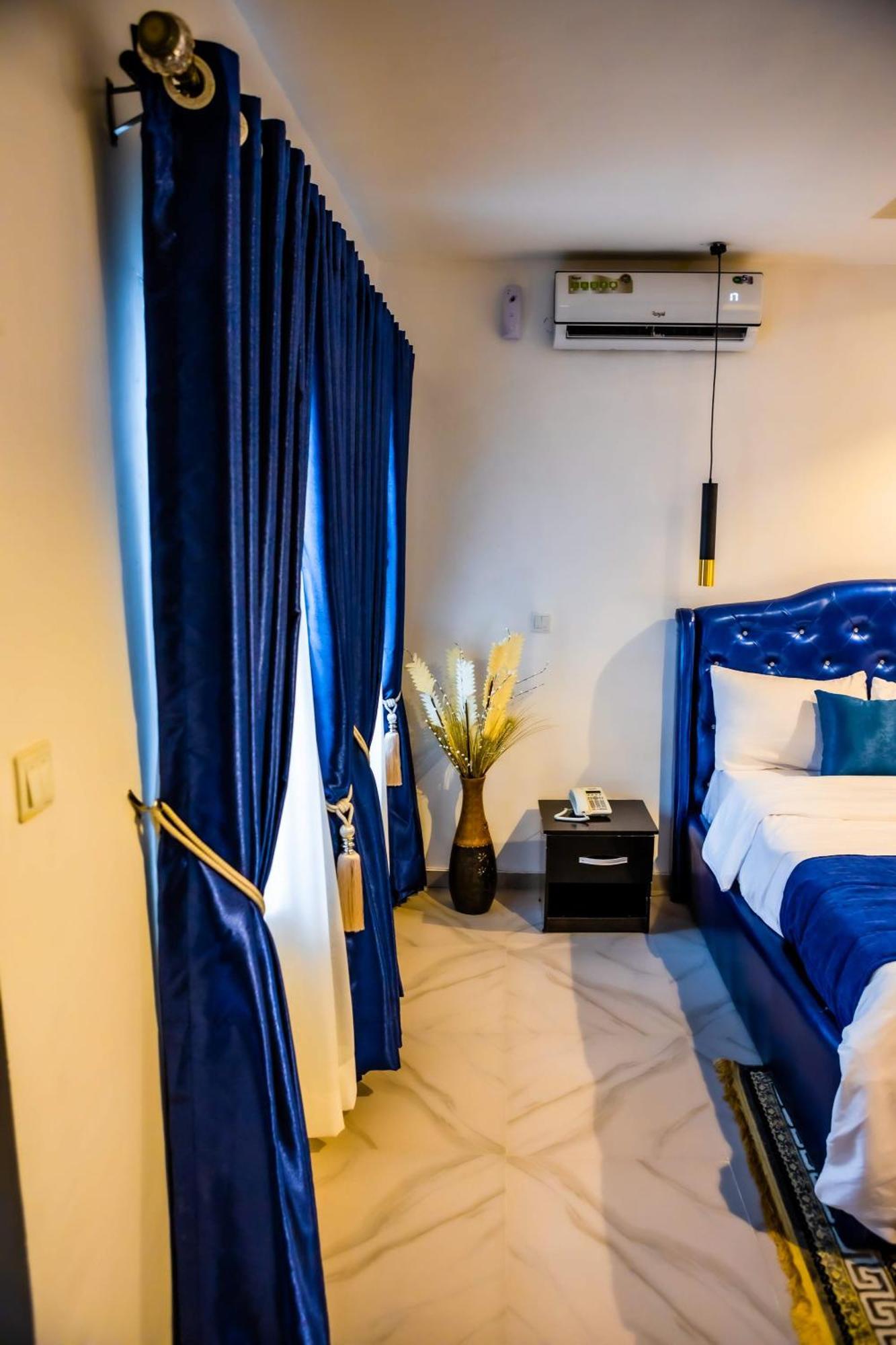 El Elyon Hotel And Suites ラゴス エクステリア 写真